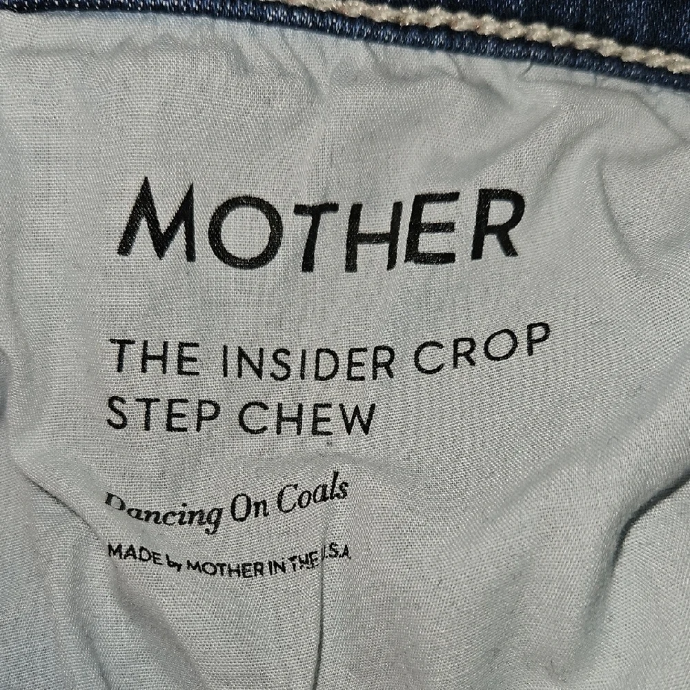 MOTHER The Insider Crop Step Chew Dancing on Coals Distressed Raw Hem Jeans 25